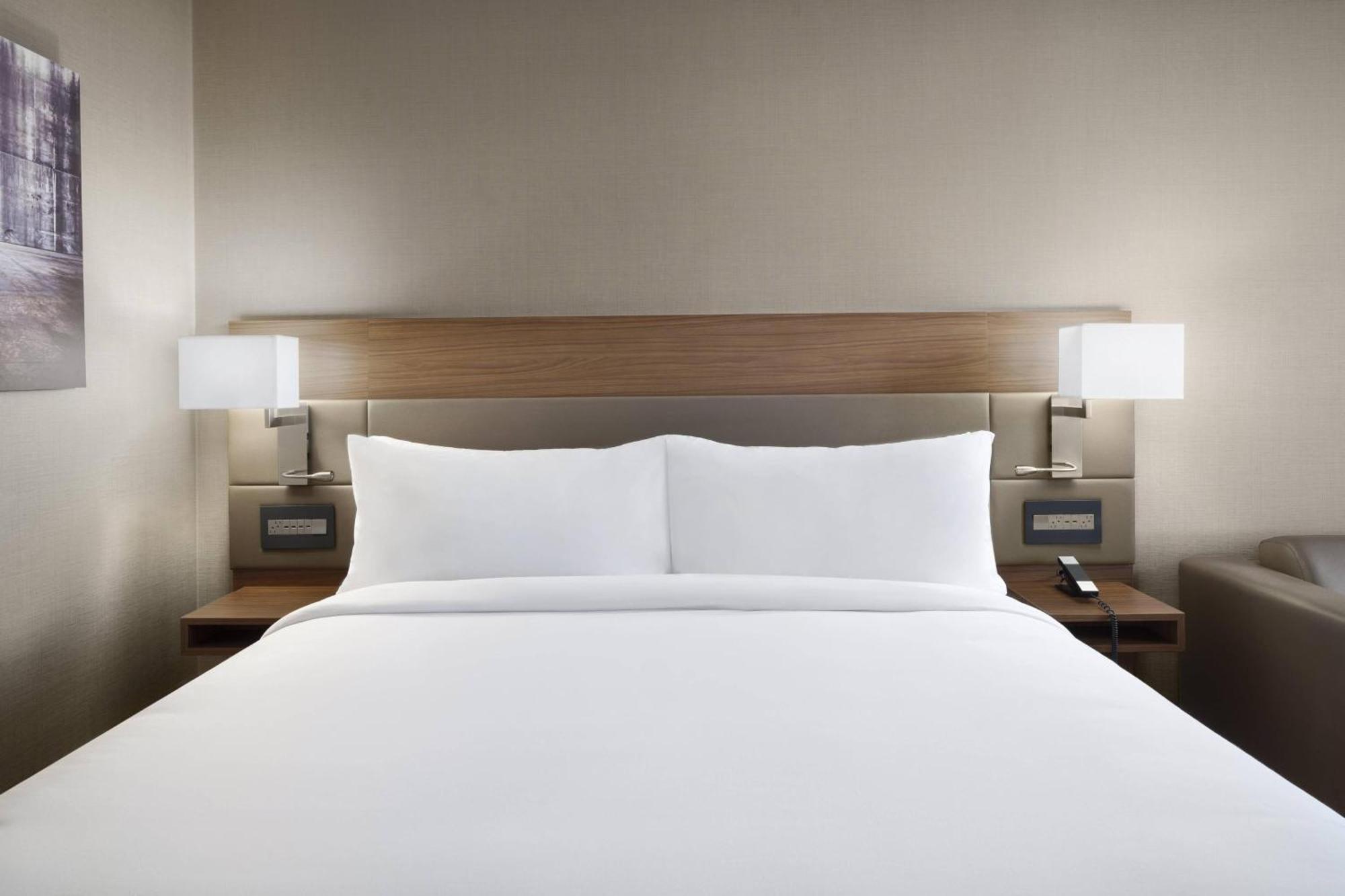 Ac Hotel By Marriott Louisville Downtown Buitenkant foto